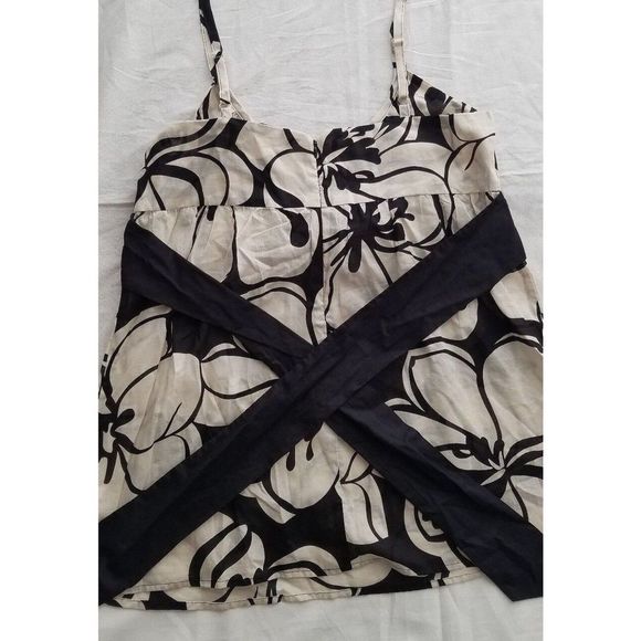 New York and Company Women's Size 8 Spaghetti Strap Black and Beige Top - Picture 4 of 10